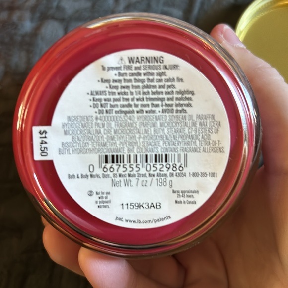 Bath and Body works Pumpkin Apple 7oz candle - Picture 4 of 4